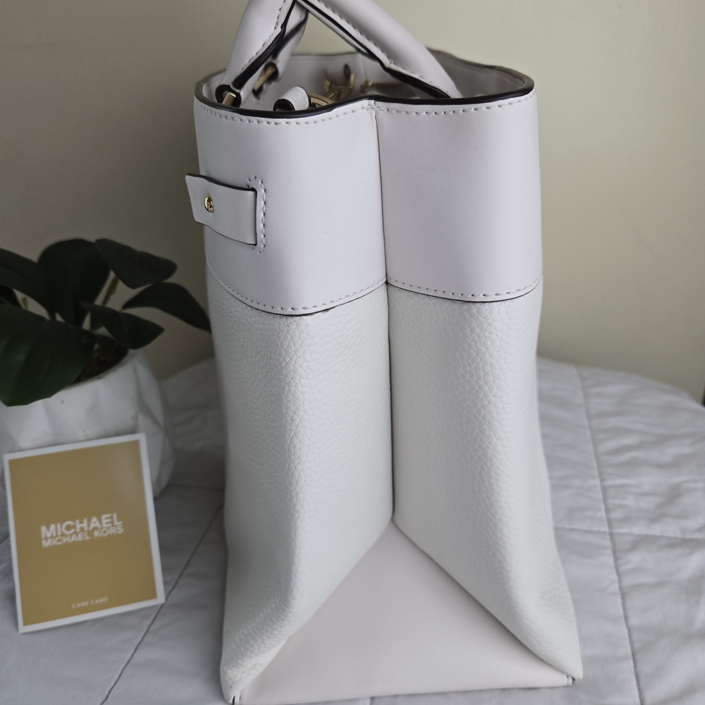 Michael Kors Gramercy Large Pebble Leather White Satchel - Picture 5 of 12